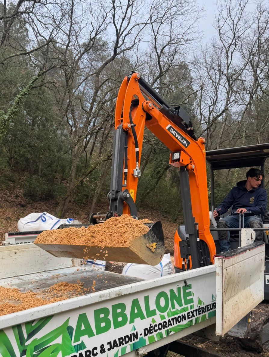 Aegis Location en action sur chantier 18